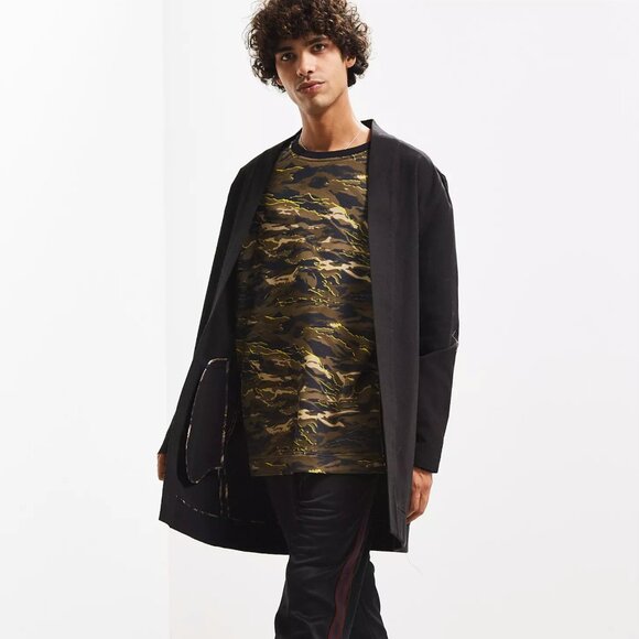 Puma | XO (The Weeknd) | Kimono Shirt - Picture 1 of 6